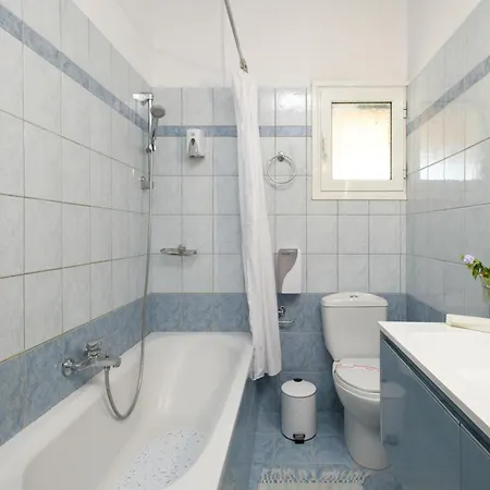 Xenia's In Alepou Апартаменты *